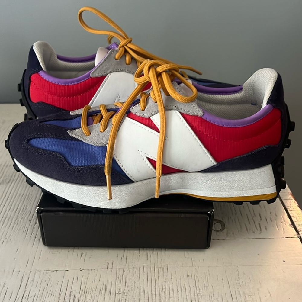 New Balance 327- multicolor